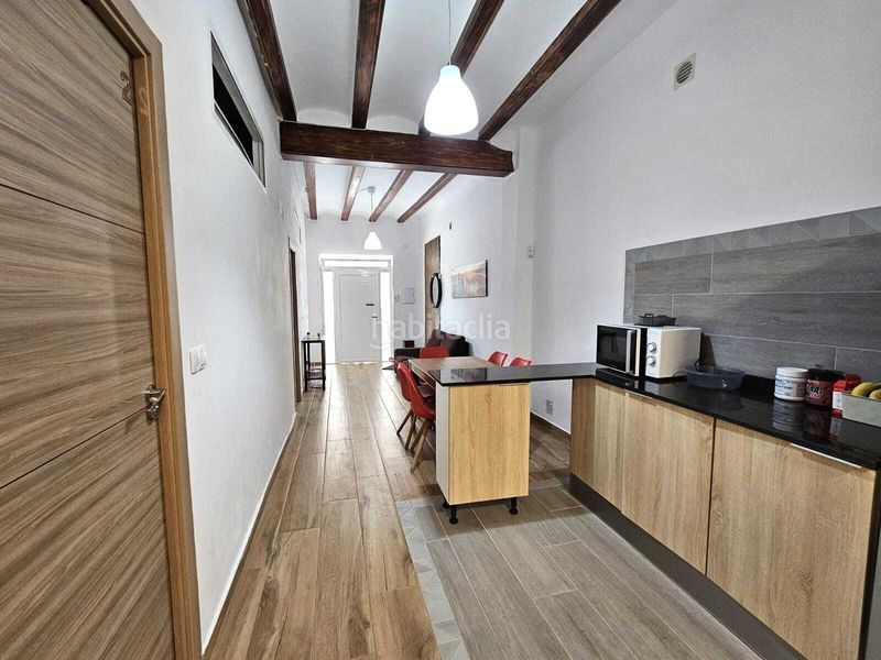 Foto e54cd6a4-cc34-48d0-adfb-815110d8c5c6. Pis a pueblo de Cullera Cullera