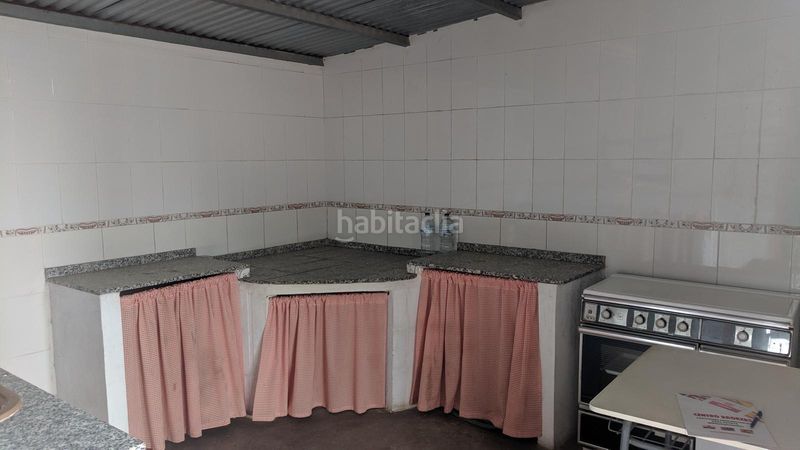 Foto f15a073f-4dff-4986-a99b-d52e0800124d. Masia a Bulevar del Xúquer Cullera