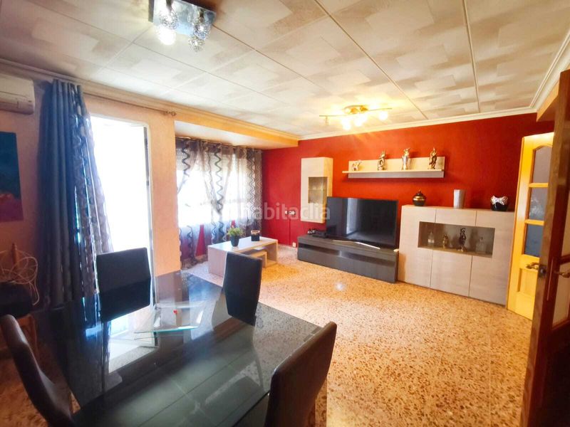 Foto 3f37f707-dc7e-4ce6-9a12-92defd8fd6ff. Casa amb aparcament a Sueca Sueca