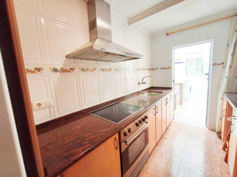 Foto cfc36ee8-702f-4232-b1c3-03cc8d6e8e8e. Casa amb aparcament a Sueca Sueca