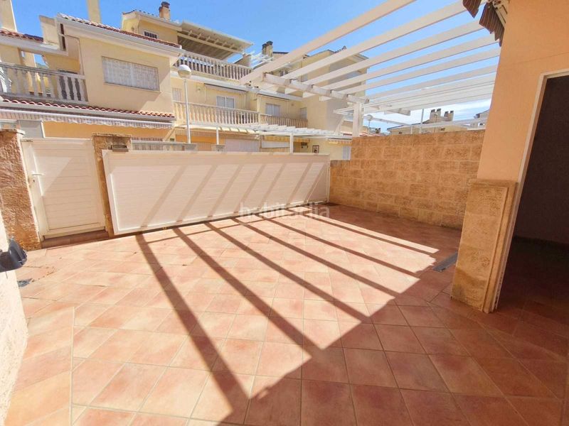 Foto 469a23ff-adcd-47c3-b3d4-72f2e0c0b756. Casa adossada amb aparcament piscina a Racó Cullera