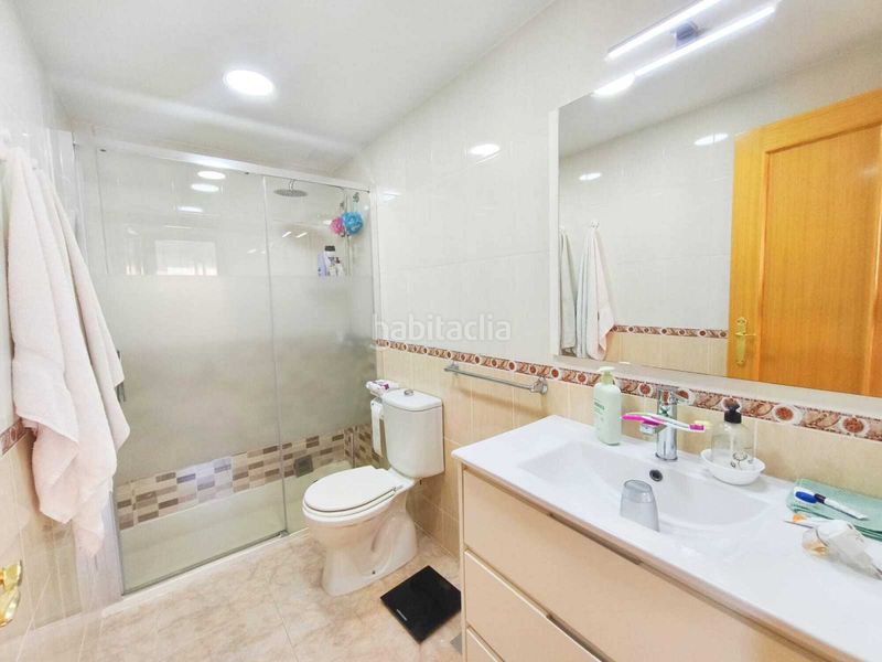Foto a5e1f729-ca42-4fad-82d8-675446cf62bd. Casa adossada amb aparcament piscina a Racó Cullera