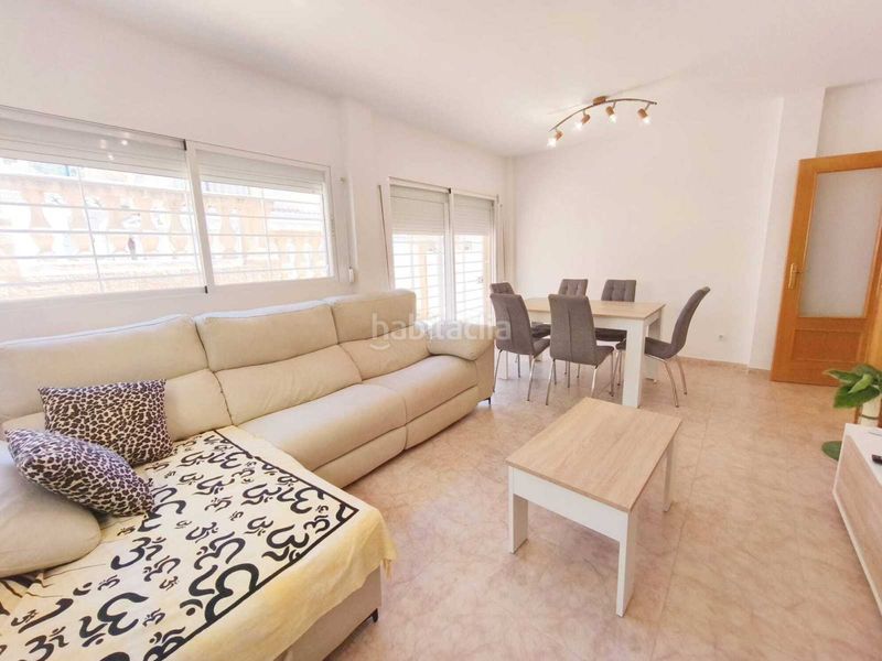 Foto baf4a490-7112-46a9-9b12-f1fa4fdac4eb. Casa adossada amb aparcament piscina a Racó Cullera