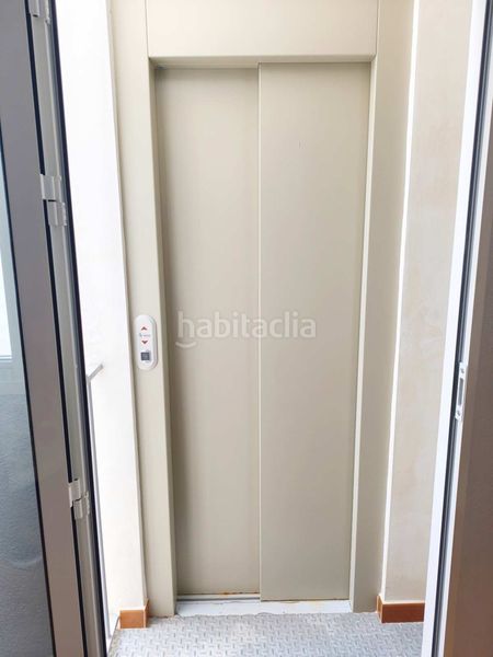 Foto f988ac41-fbc5-4e79-b90e-a61bc7edf088. Casa a pueblo de Cullera Cullera