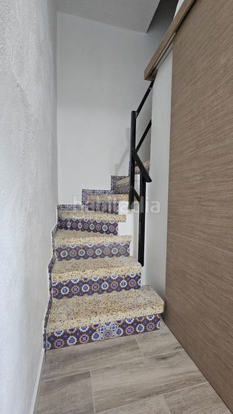 Foto ca08e088-36ec-4d14-bed0-5979e868f614. Aparcament cotxe a Sueca Sueca