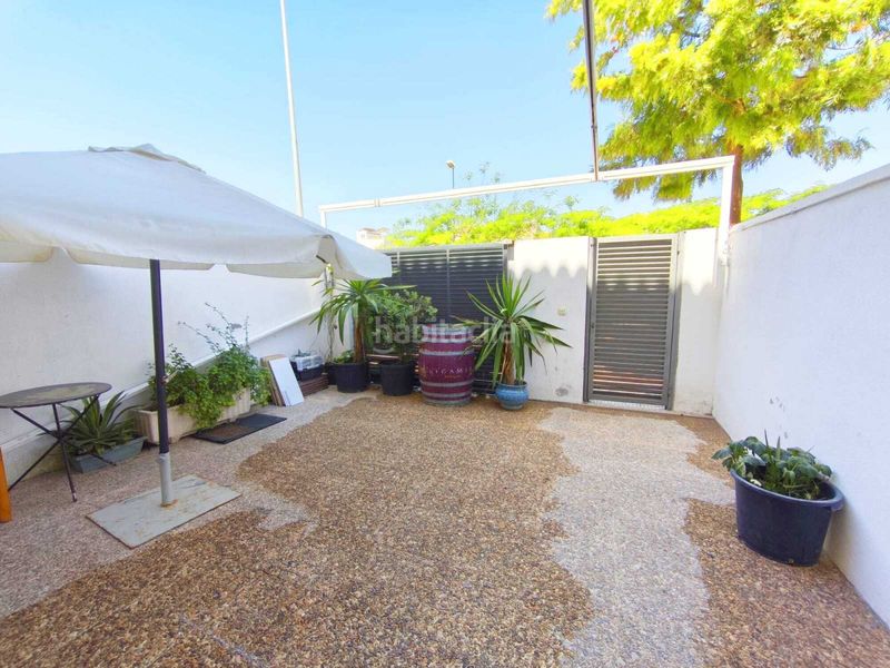 Foto 6d2dd8b8-08bd-417b-ae7b-dd9d90c8e171. Casa adossada amb aparcament a Bulevar del Xúquer Cullera