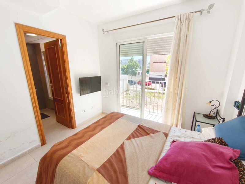 Foto f2b6cc86-c9e1-4248-911b-367b60210853. Casa adossada amb aparcament a Bulevar del Xúquer Cullera