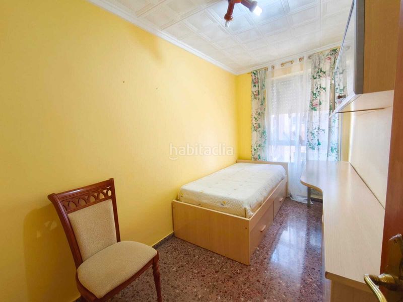 Foto a6eb887a-27f5-4b38-b181-13aa1403ce5a. Pis a Sueca Sueca