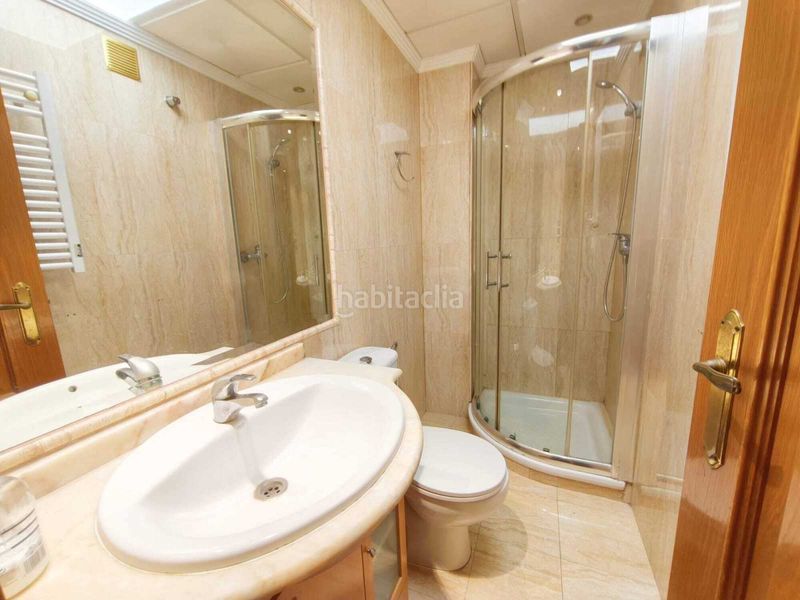 Foto a901819d-edbb-46bc-b84f-0cd290d87549. Pis amb aparcament a Sueca Sueca