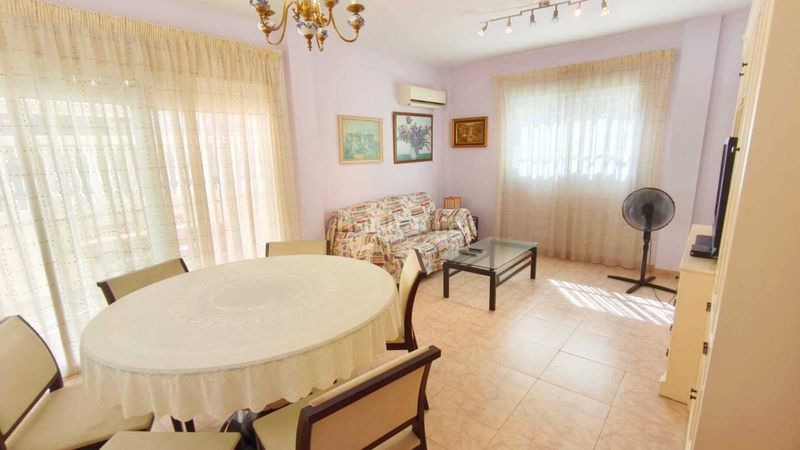 Foto 02ae20ab-2370-48ac-8dab-3cb74a92cf2c. Casa adossada amb aparcament piscina a Racó Cullera