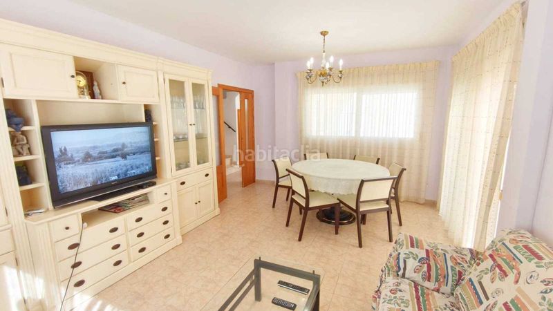 Foto df2dbb11-ea9f-4472-9093-595400bbefd5. Casa adossada amb aparcament piscina a Racó Cullera
