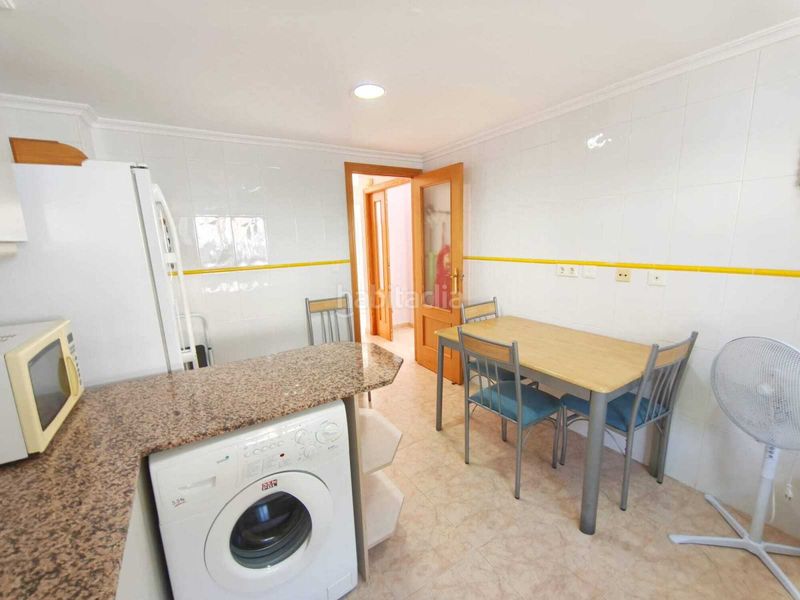 Foto ffa94c39-c4e6-4ead-8e3c-56b34c9c8777. Casa adossada amb aparcament piscina a Racó Cullera
