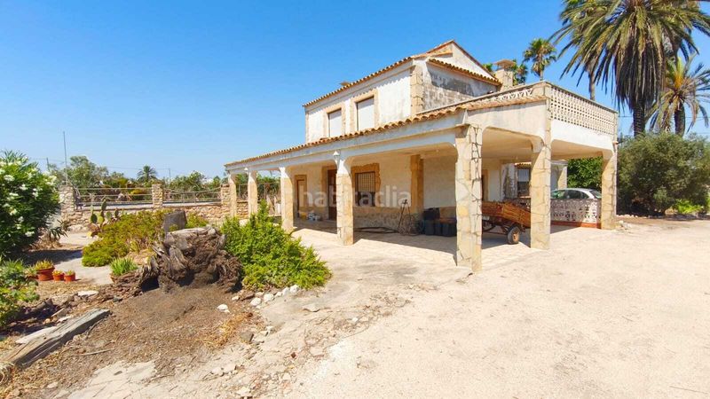 Foto c4597e8b-e7ab-4cc7-ac4d-78194577be47. Xalet amb piscina a Mareny Blau Sueca