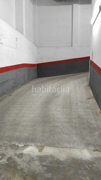 Foto 59c470b8-5e52-4a03-83b2-02dc58710b63. Aparcament cotxe a pueblo de Cullera Cullera