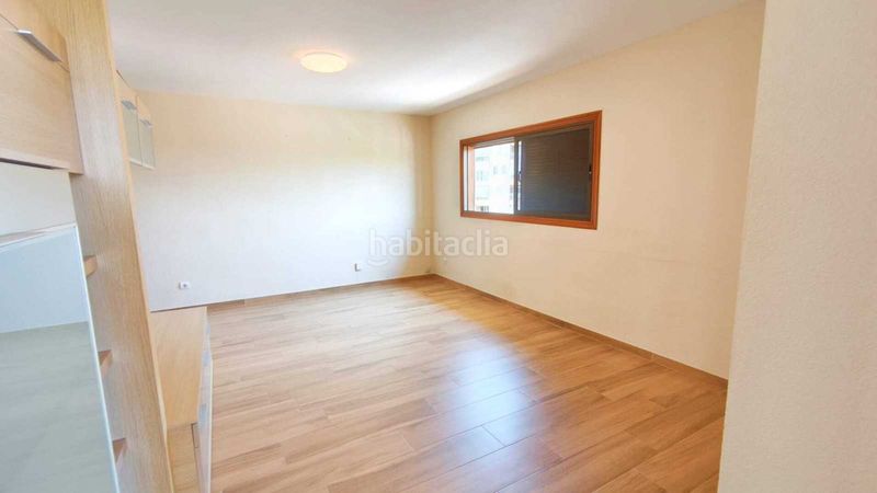 Foto f5d03247-5784-4704-b6d3-a910f6525eda. Pis a pueblo de Cullera Cullera