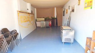 Rent Business premise in El Faro. Alquiler anual  local situado en la zona faro de cullera próximo