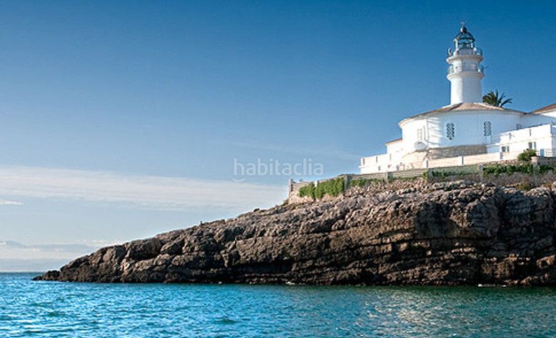 Foto 3bb37835-38b9-4015-925b-c55c7999eb1f. Pis a El Faro Cullera