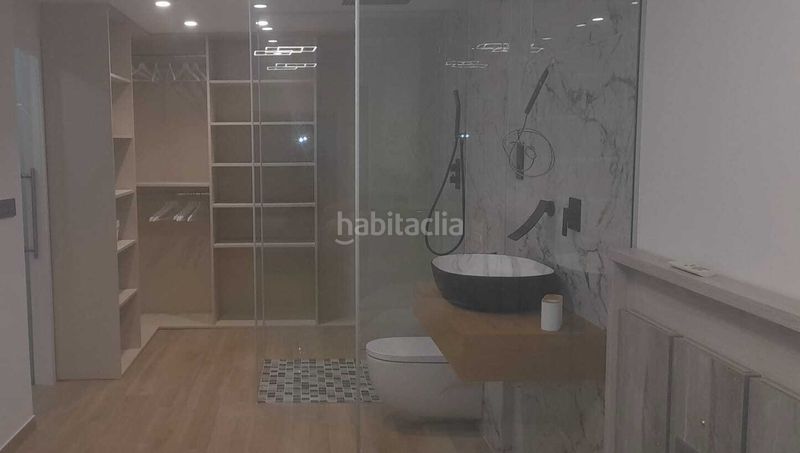 Foto a6bf3f10-2a5b-478b-b8e9-d2a007f747d1. Pis amb aparcament piscina a El Faro Cullera