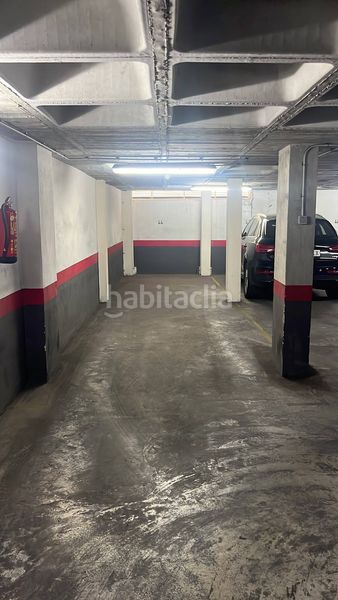 Foto f4c74344-f0b8-4f51-b68b-e4c87c89ff85. Aparcament cotxe a pueblo de Cullera Cullera