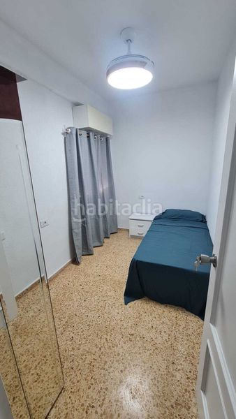 Foto fdc4fdd3-3b28-4a84-a5b5-53b28cfec2ba. Pis a Sueca Sueca