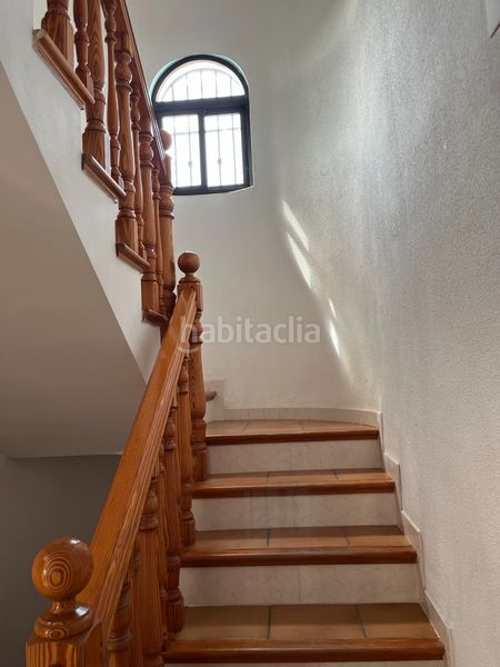 Foto 615e3ca2-2d55-4c6d-aa1a-a0884cf9b32d. Casa adossada amb aparcament a Mareny Blau Sueca
