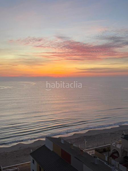 Foto b3b7d9af-d325-4392-9946-2629043dde0c. Pis a Mareny de Barraquetes Sueca