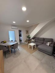 Casa a Pueblo de Cullera. En exclusiva casa totalmente reformada situada en la zona de san