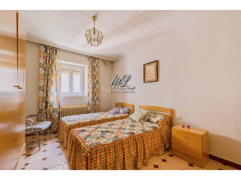 Foto 4040be1e-9e01-4344-9999-8d798b27c3e7. Semi detached house with heating in Santa Bárbara Toledo