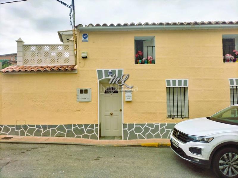 Foto 2ad61300-c12e-4c4e-973c-7f3b0e0f0538. Casa adossada amb calefacció a Camarena
