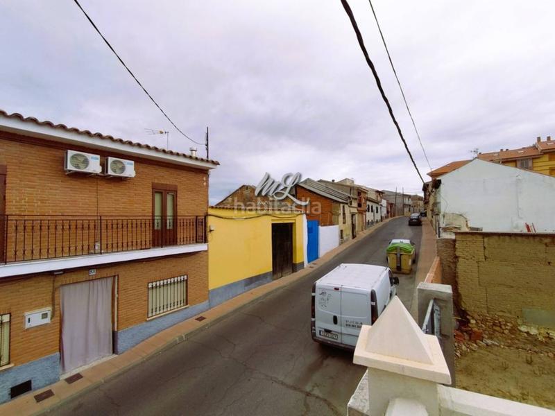 Foto fdf8930f-4054-4089-896b-a39cef1acb89. Casa adossada amb calefacció a Camarena