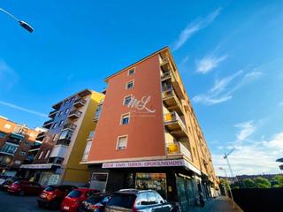 Pis  Burdeos. Piso en venta en palomarejos45004