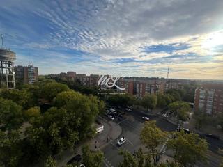 Flat  Hermanos garcia noblejas. Piso en venta en madrid