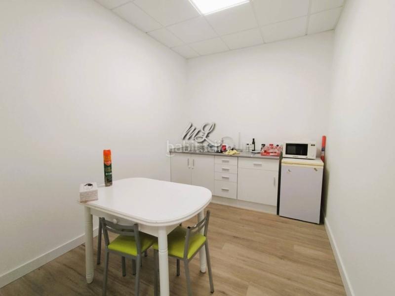 Foto 37f466df-fefb-4769-a5a9-d9f0024fba1d. Miete büro in Mora