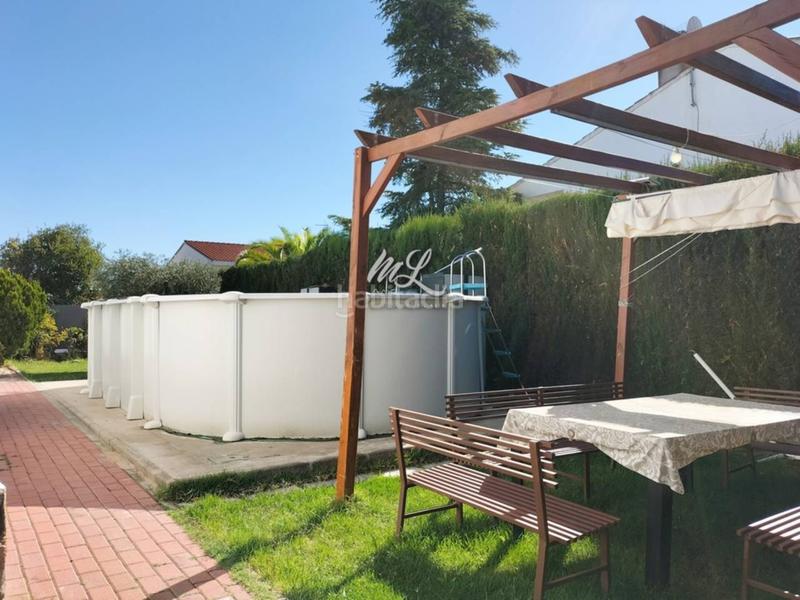 Foto 339d2479-6163-434c-8b7c-d121ffcf2126. Casa pareada se vende chalet pareado en Cobisa