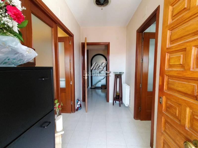 Foto 37bef129-a7db-44da-899d-4758e4ae8ef0. Casa pareada se vende chalet pareado en Cobisa