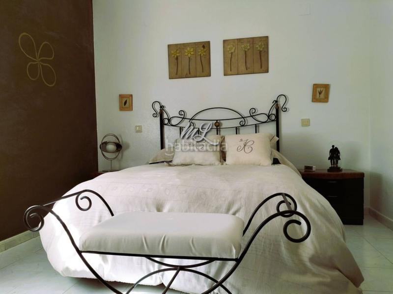 Foto 433981b5-2c92-4eb6-b8c9-b75fca1ba362. Casa pareada se vende chalet pareado en Cobisa