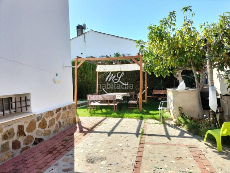 Foto 51dc0165-4fac-4e79-bac5-2d93739fe318. Casa pareada se vende chalet pareado en Cobisa