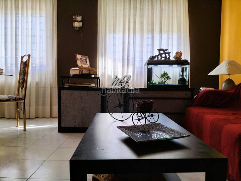 Foto 94acea49-d106-42e4-ac62-f3b5e8295398. Casa pareada se vende chalet pareado en Cobisa