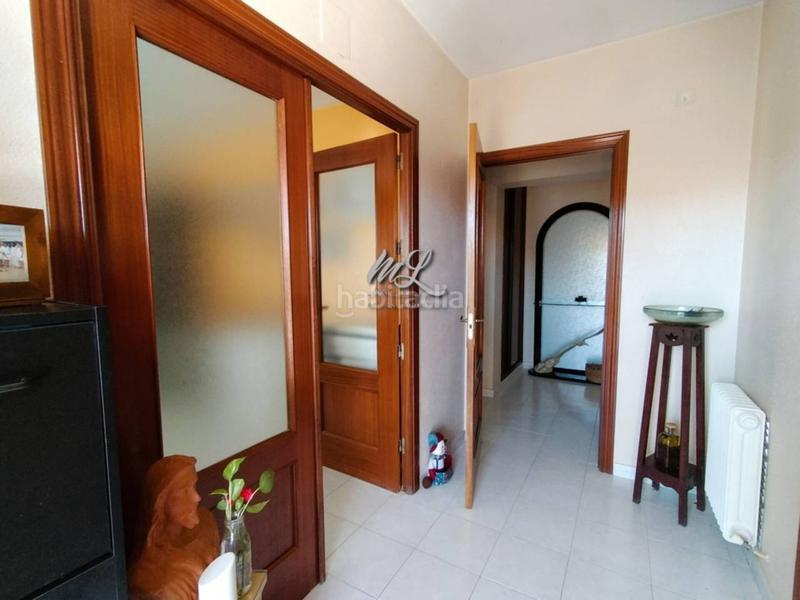 Foto af34ba06-a451-4d7b-a1cd-a4f2b43b2985. Casa pareada se vende chalet pareado en Cobisa