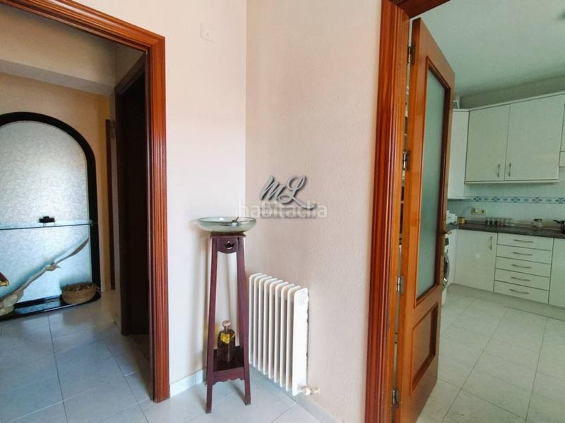 Foto ce07707b-f8dc-407b-afbf-55bc607c1acb. Casa pareada se vende chalet pareado en Cobisa