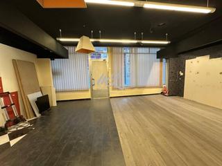 Local commercial  Cervantes. Magnifico local en sonseca apto para cambio de uso