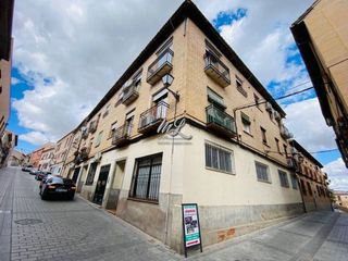 Flat  Calle descalzos. Piso en venta en casco antiguo45002