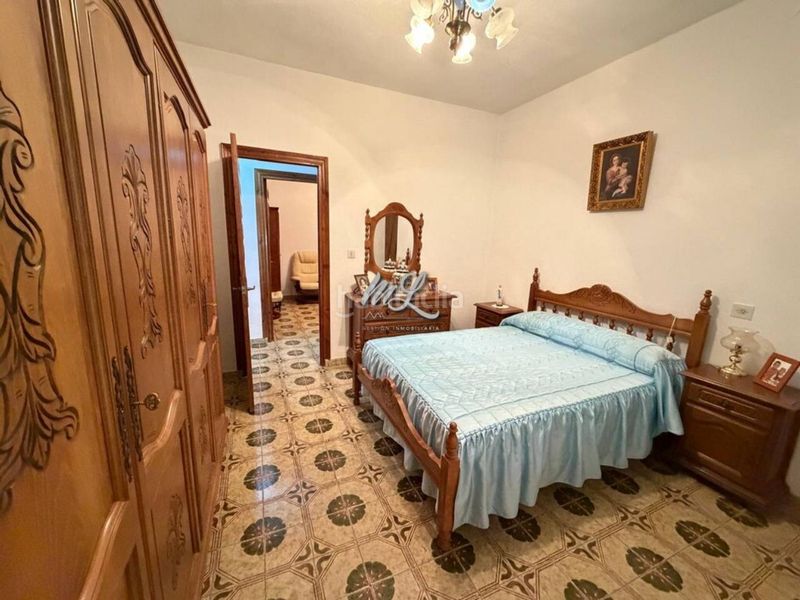 Foto ca756665-64f2-44eb-8a28-0ba3cc368695. Casa adossada amb calefacció aparcament a Sonseca