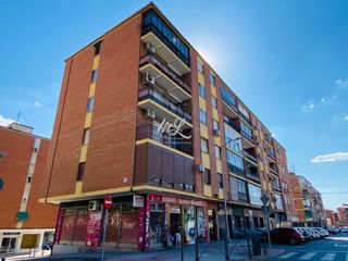 Piso  Calle duque de ahumada. Piso en venta en palomarejos45005