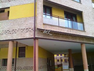 Appartement  Calle olías. Se vende apartamento en la zona de magan, toledo