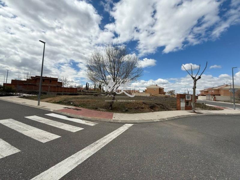 Foto ad9fcc9b-96c6-48bb-aa7a-ca42ea7c6a50. Terreno residencial parcela en venta en Nambroca