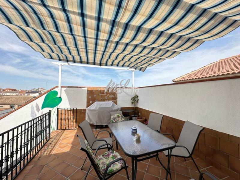 Foto 70e9fabb-6d90-4f1f-a3c9-1d70ce2672d6. Casa  unifamiliar en venta en sonseca en Orgaz