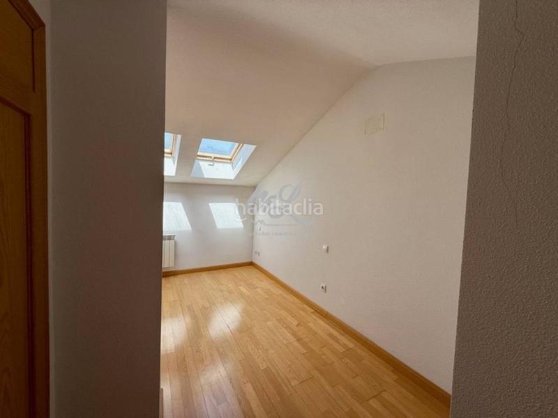 Foto 0d529c90-f69d-4655-9c17-9ead9f51d331. Duplex avec chauffage parking piscine dans Avenida Europa-San Antón Toledo