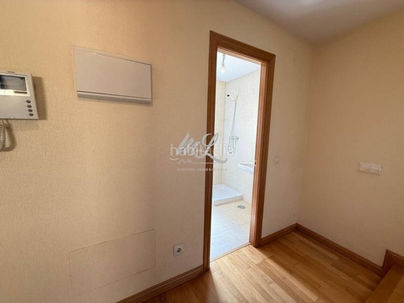 Foto 3a547e31-2802-48e9-8528-737d0c2e0ce1. Duplex avec chauffage parking piscine dans Avenida Europa-San Antón Toledo