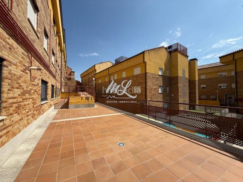 Foto baaf6298-895b-48a1-bd4c-57c37c955581. Duplex avec chauffage parking piscine dans Avenida Europa-San Antón Toledo